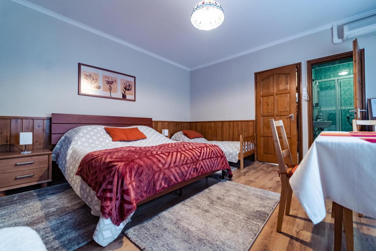 Estike Apartman Gyula Exterior foto